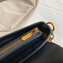 Manhattan Style | Bolsa Crossbody com Requintes Dourados