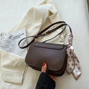 Veneza Classic | Bolsa de Ombro Clássica com Lenço Agradável