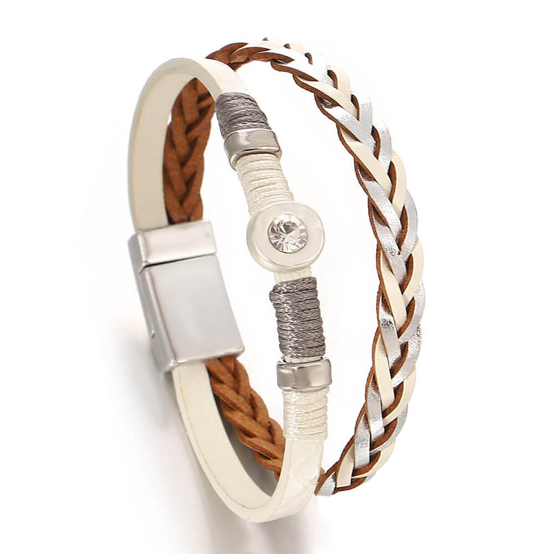 Pulseira Elysian Lux | Couro Trançado & Diamante Central