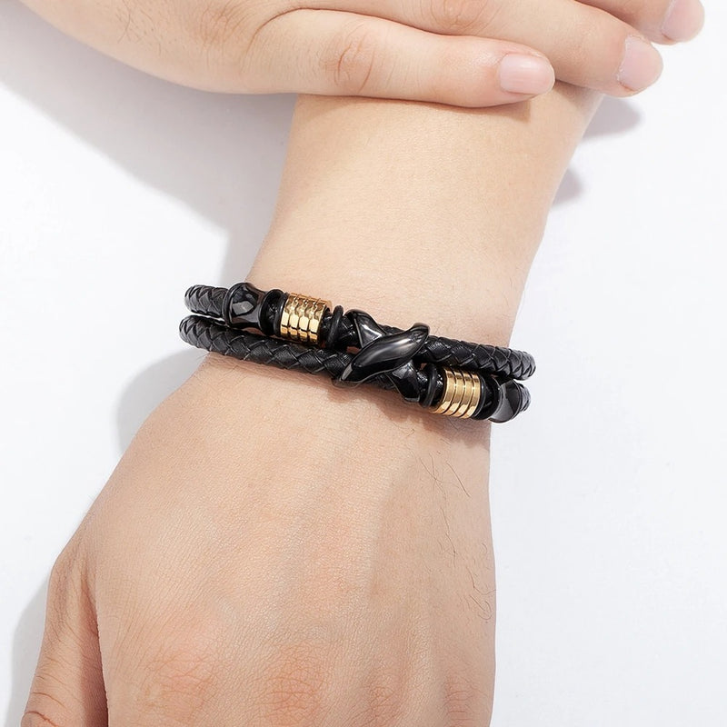 Pulseira Nexus Prime | Couro Duplo & Pingente em X