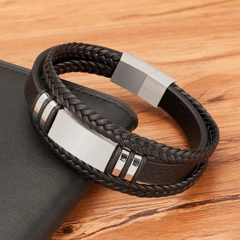 Pulseira Centurion | Couro Triplo & Barra de Aço