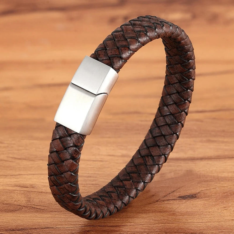 Pulseira Terra Steel | Couro Trançado & Design Simples