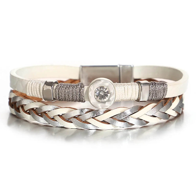 Pulseira Elysian Lux | Couro Trançado & Diamante Central